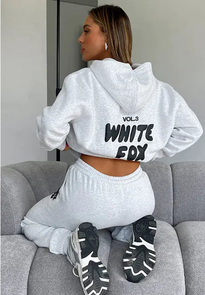 White Fox Hoodie and Sweatpants Set (2 Pieces)